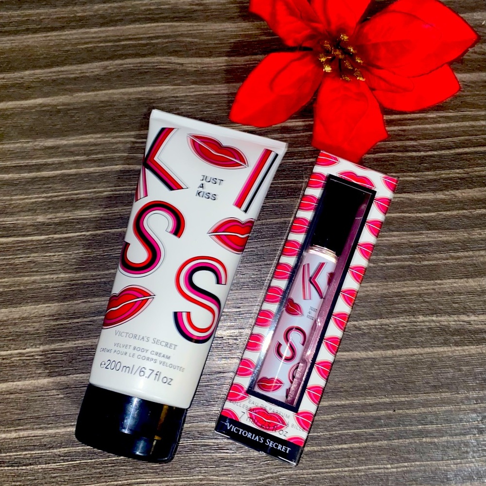 Victoria's Secret Just a Kiss Rollerball & Lotion Set